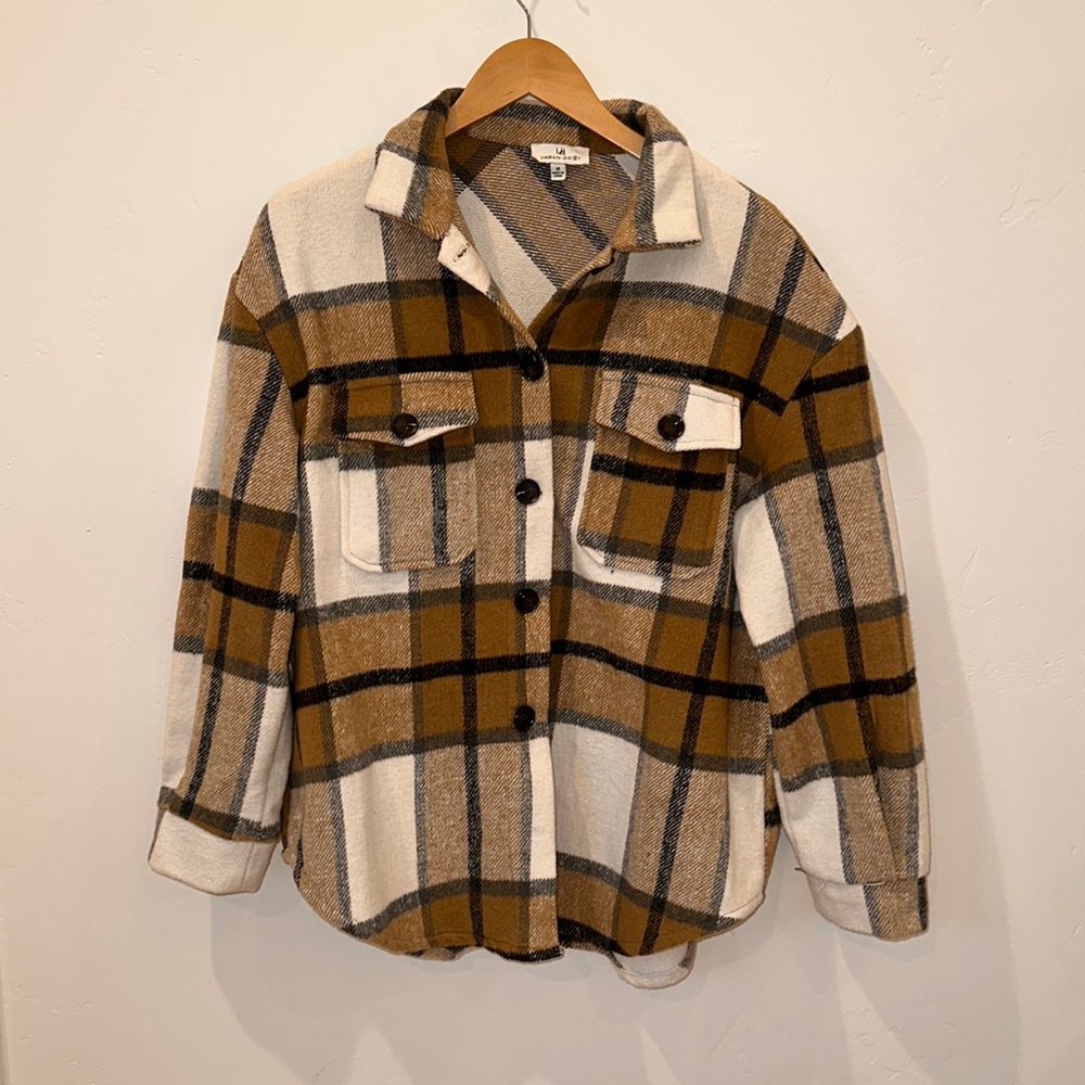 Urban Daizy plaid shacket size M